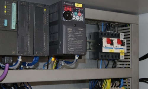 Control cabinet